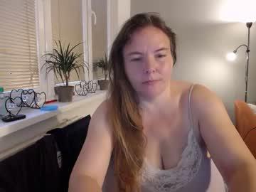 sweetboobs85h chaturbate