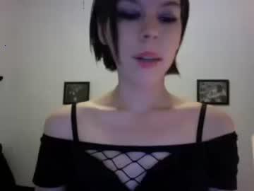 thelilykittenx chaturbate