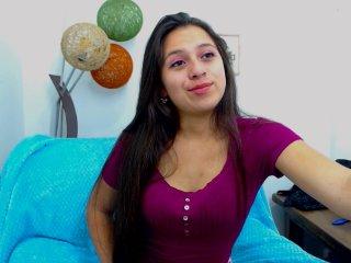 tiffanyy18 bongacams