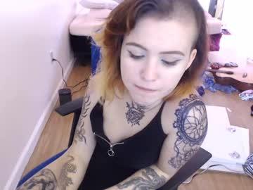 tigerlily222 chaturbate