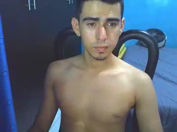 tinyhot02 chaturbate