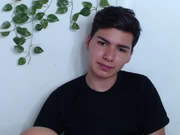 tomas_wolf chaturbate