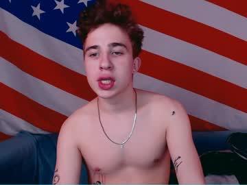 troy_yaang chaturbate