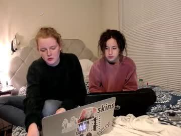 twobrokegirlz chaturbate