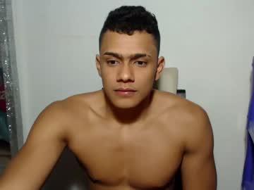 varonsex24latin chaturbate