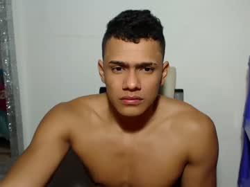 varonsex24latin chaturbate