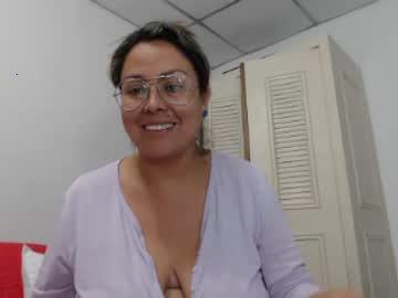 violet_18 chaturbate