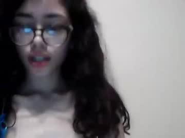 violettoriii chaturbate