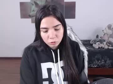 wolfs_daughter chaturbate