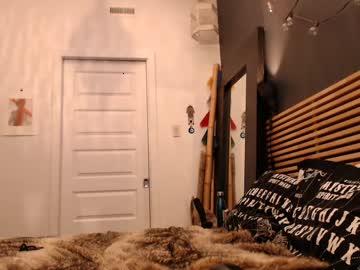 wolfslittleslave chaturbate