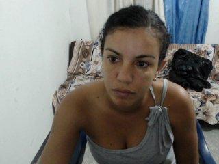 womanwet01 bongacams