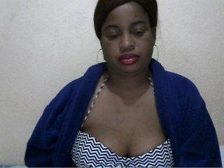 xTHICKLIPSx bongacams