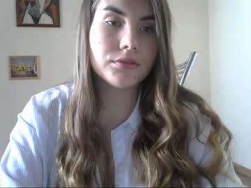 yoslovenqueen chaturbate